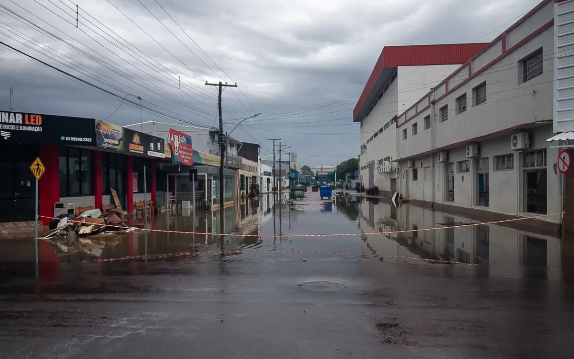 fortes, chuvas, inundações