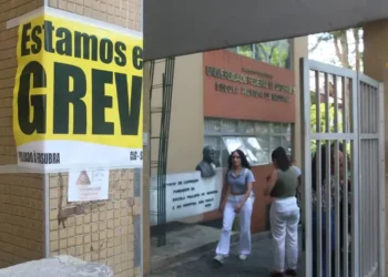 paralisações, greve, paralis, greve de trabalhadores do setor público;