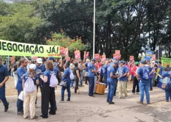 huelgas, grevistas, paralisações;