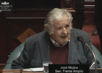 ex-presidente (for, Pepe Mujica);